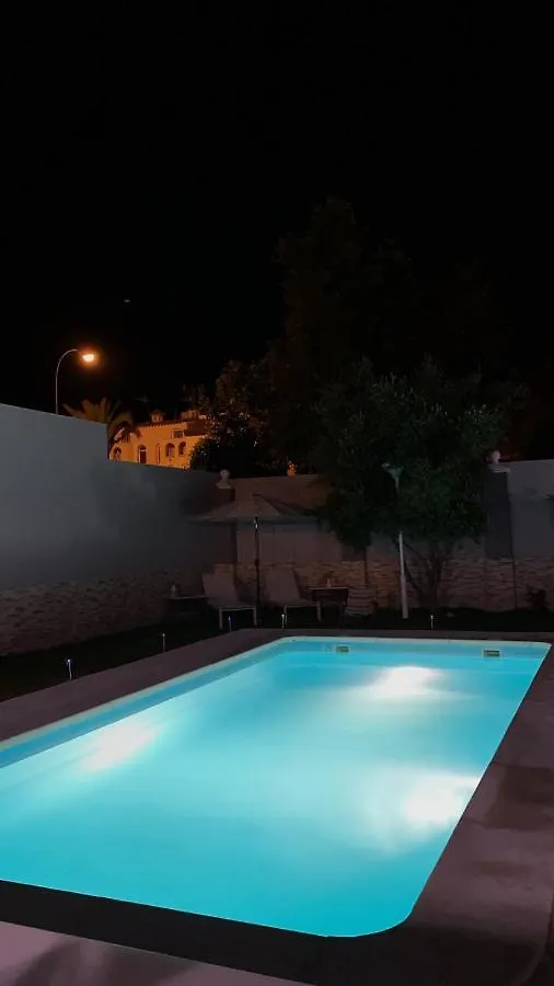 Casa Grande Con Piscina Villa Rota