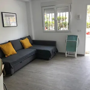 ilios-carihuela-apartamentos.1costadelsol.com/